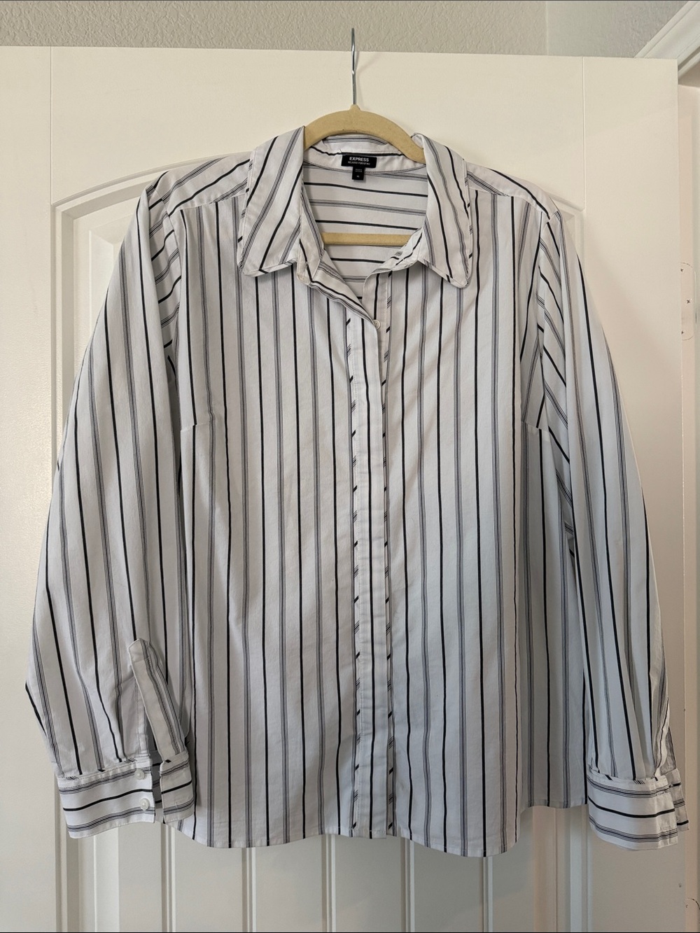 Express Women’s White Button-Up Shirt with Black Pinstripes